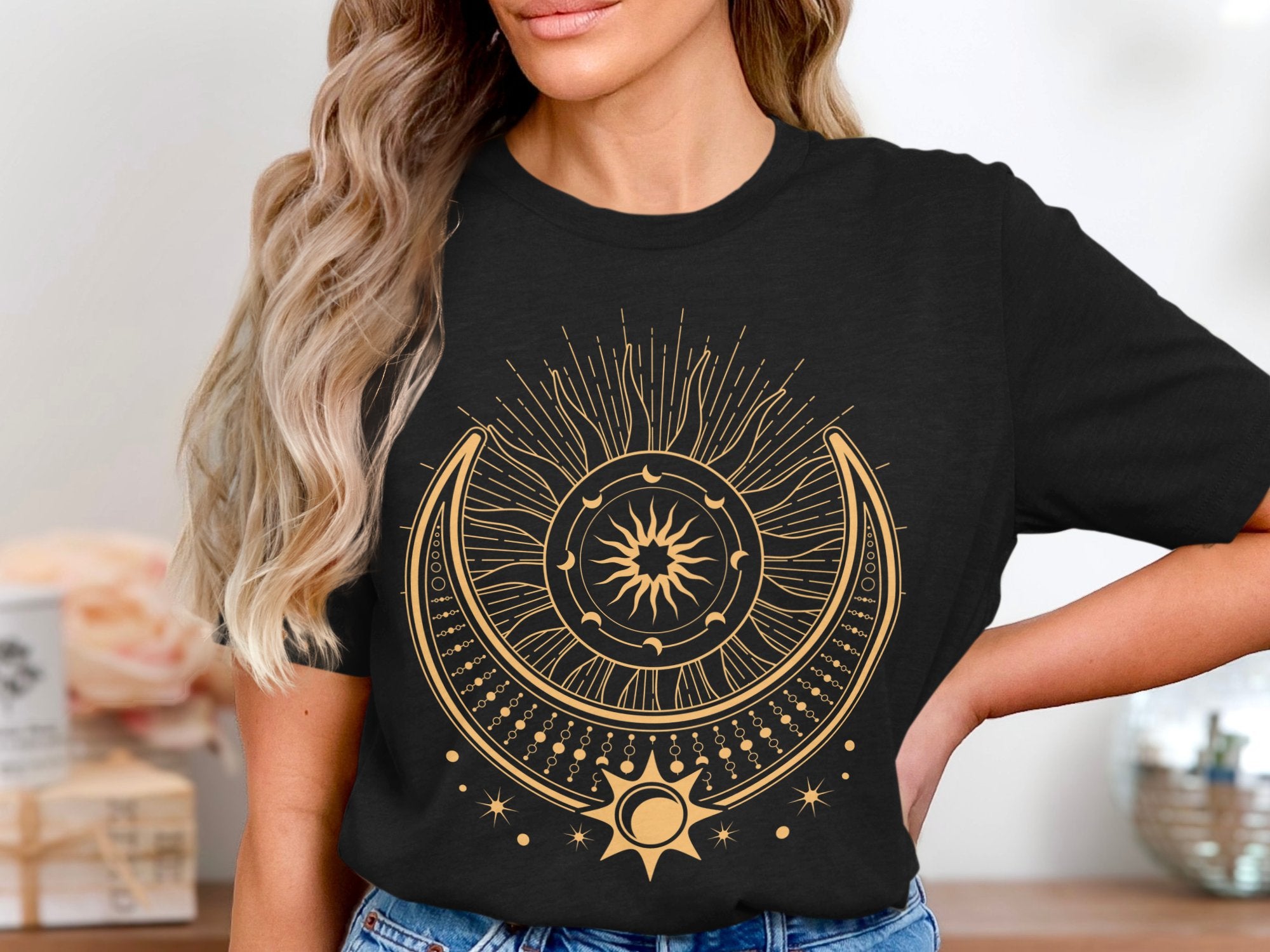 🌞🌙✨ Moon and sunburst design