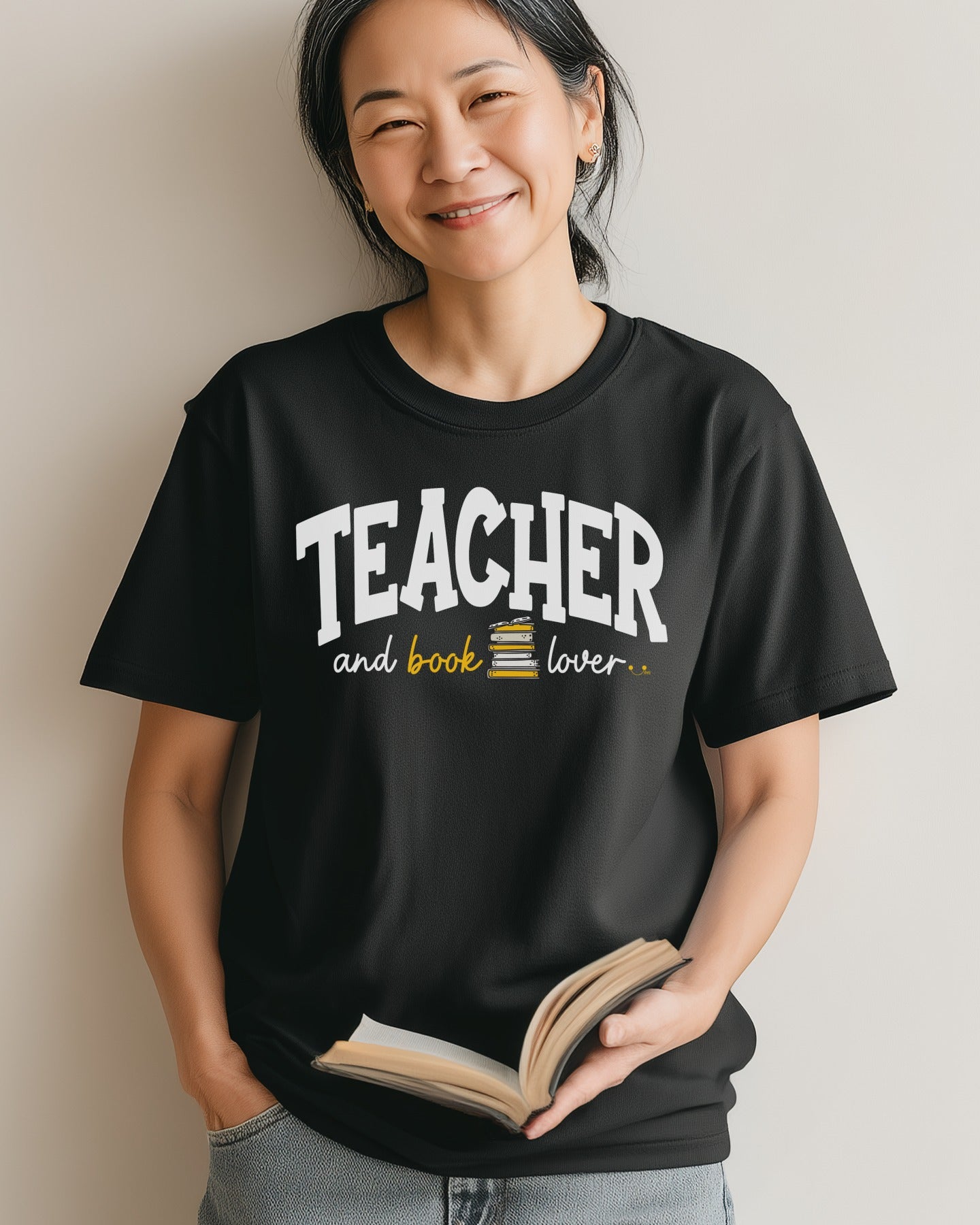 📚📖✨ Teacher and Book Lover
