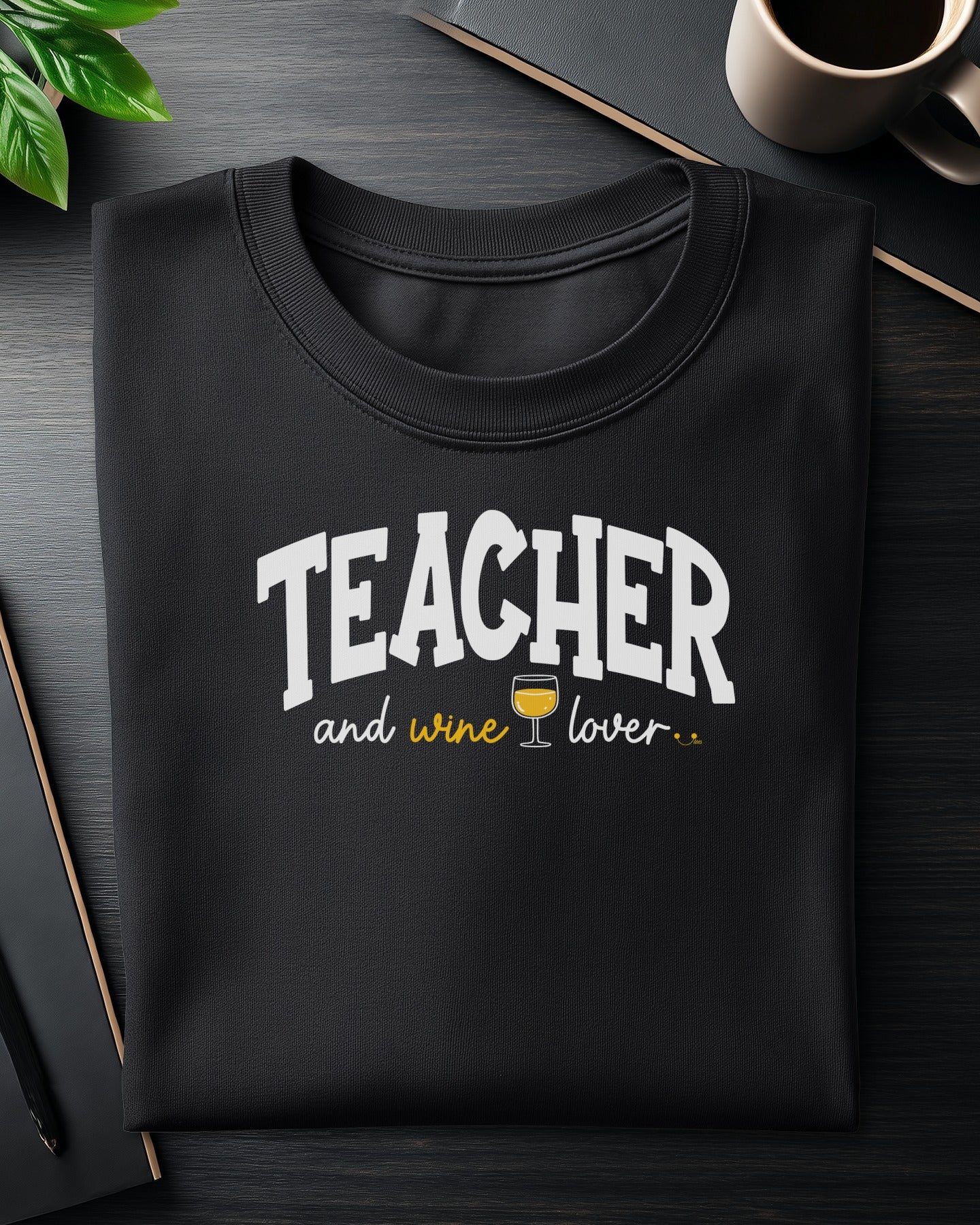 🐱😻🧶 Teacher and Wine Lover